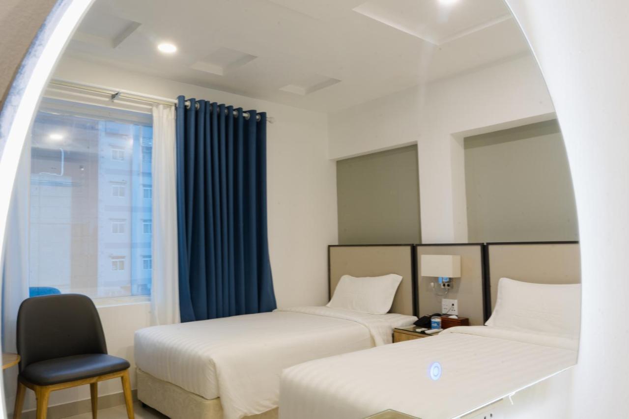 A25 Hotel - 14 Luong Huu Khanh Хошимін Екстер'єр фото