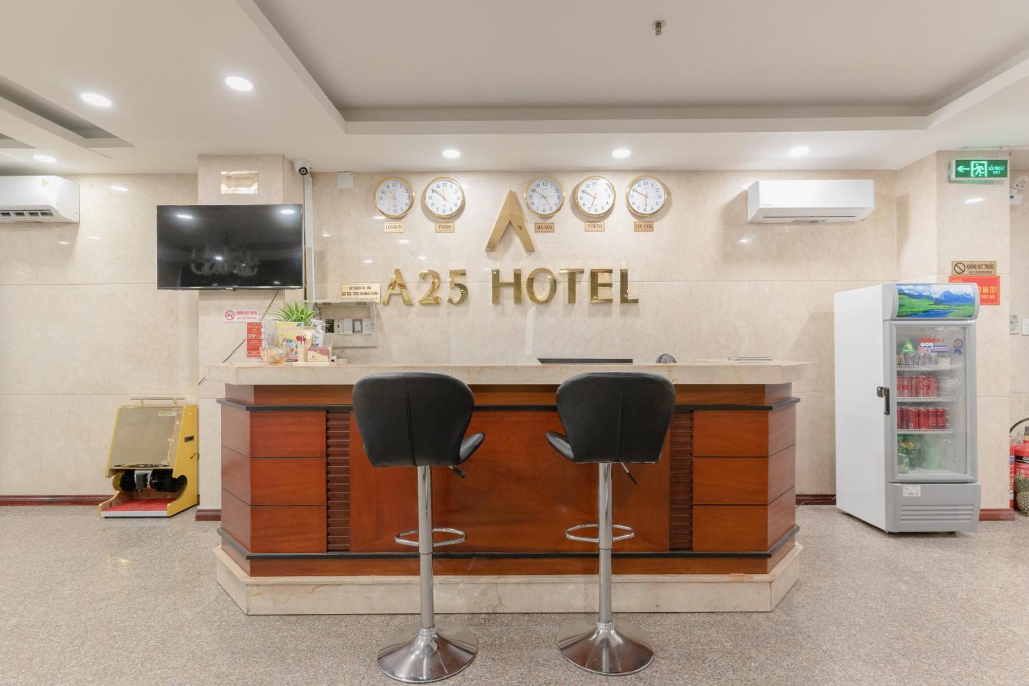 A25 Hotel - 14 Luong Huu Khanh Хошимін Екстер'єр фото