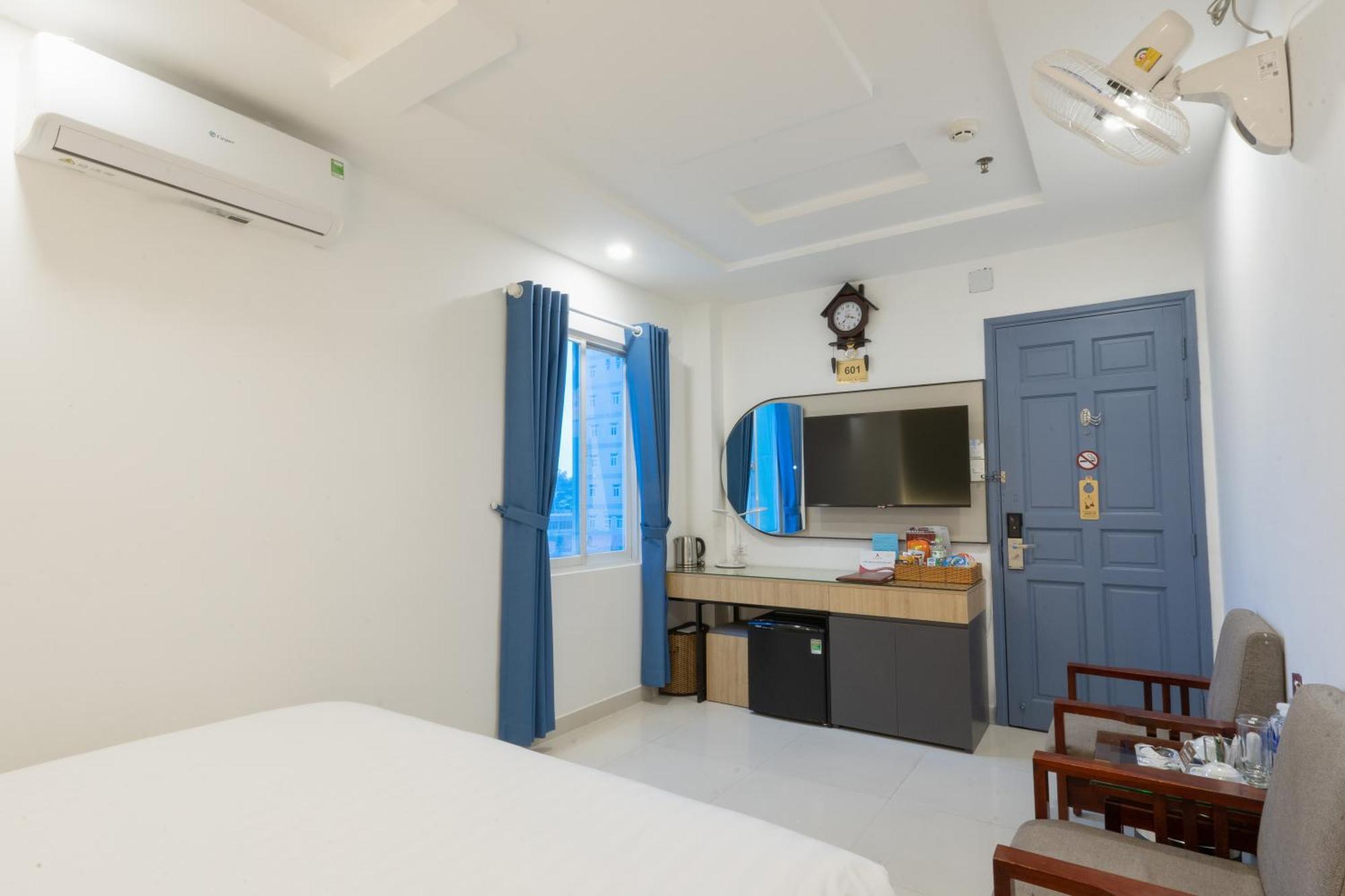 A25 Hotel - 14 Luong Huu Khanh Хошимін Екстер'єр фото