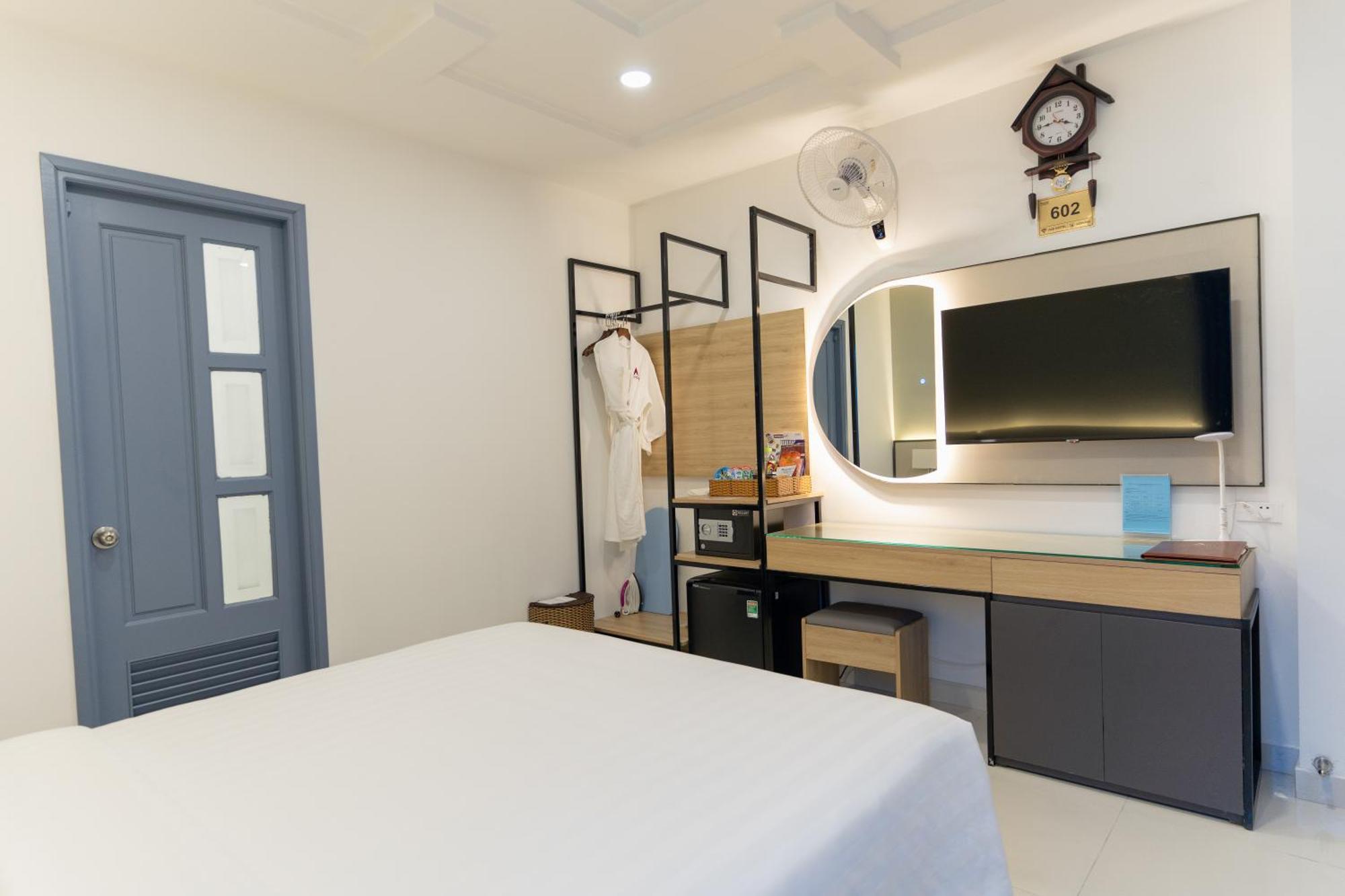 A25 Hotel - 14 Luong Huu Khanh Хошимін Екстер'єр фото
